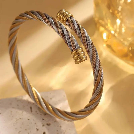 Aurelia Cable Cuff